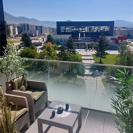 Modern With Garage Near Airport - Free Parking * Сараево