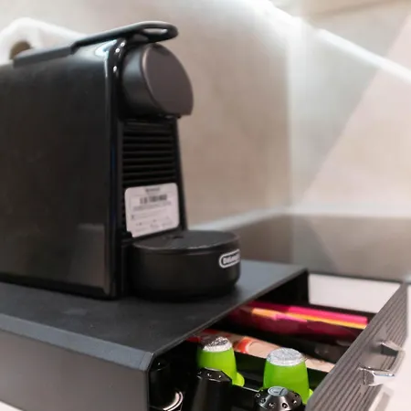 Modern With Garage Near Airport - Free Parking Apartamento Saraievo