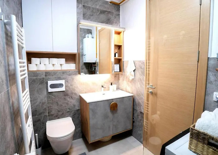 Modern With Garage Near Airport - Free Parking Saraievo