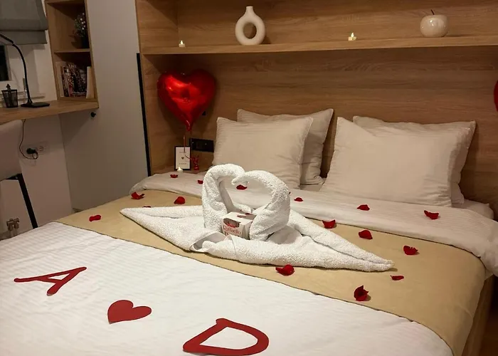 Modern With Garage Near Airport - Free Parking Apartamento Saraievo